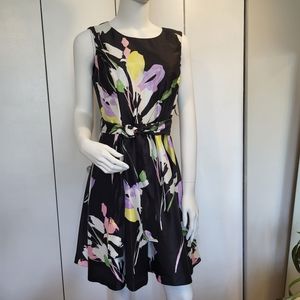 Nine West belted knee length black floral sleeveless full A-line dress Sz 4